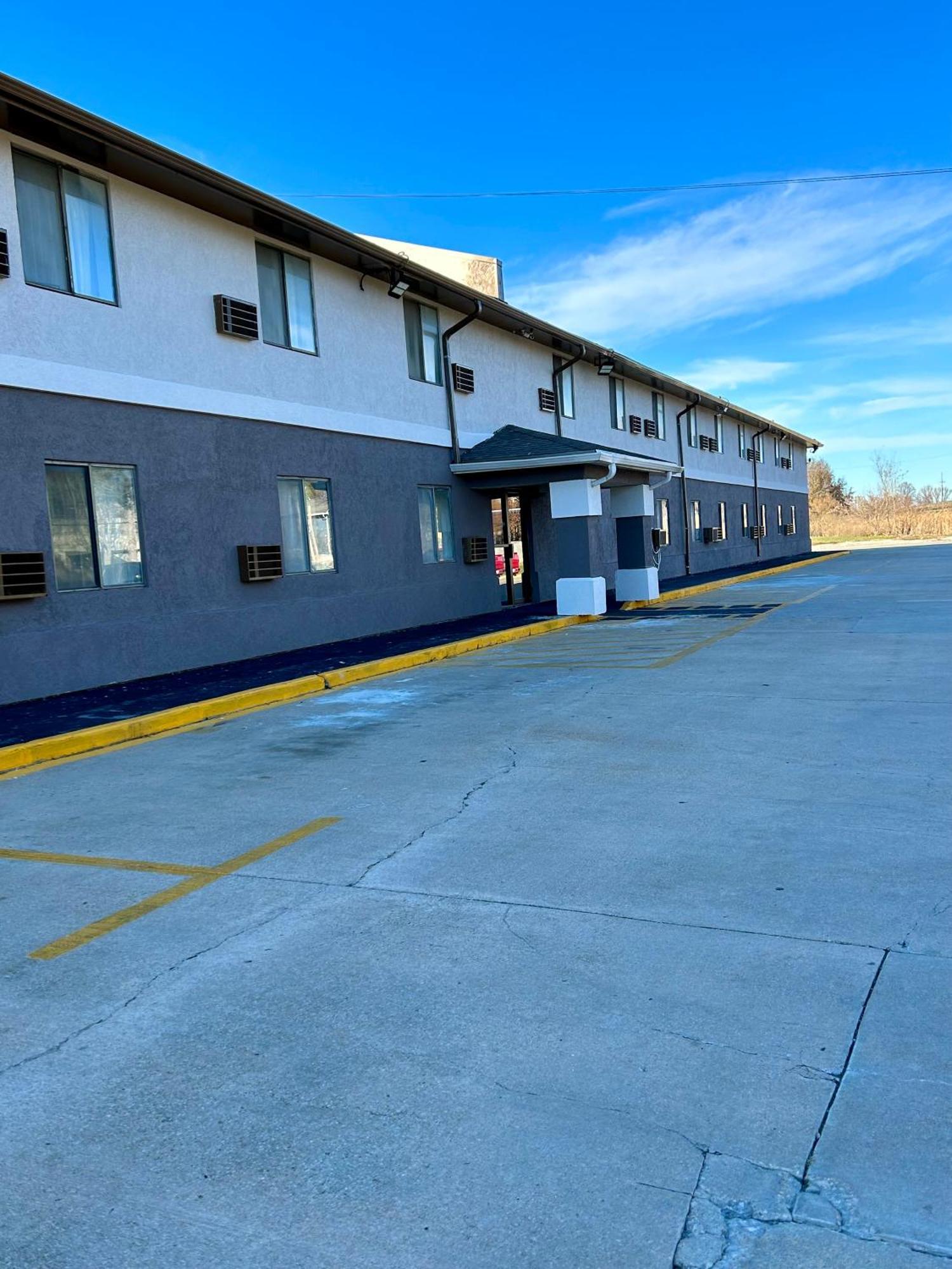 Rodeway Inn Emporia Kültér fotó
